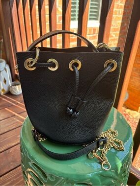 Minimalist Diva’s DV Black Leather Mini Bucket Bag with Gold Hardware